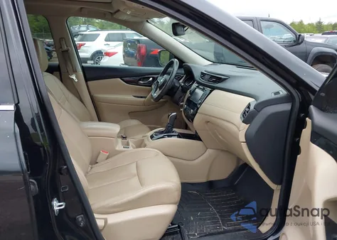 2017 Nissan Rogue Sl z USA, uszkodzony, nr VIN 5N1AT2MV9HC878562